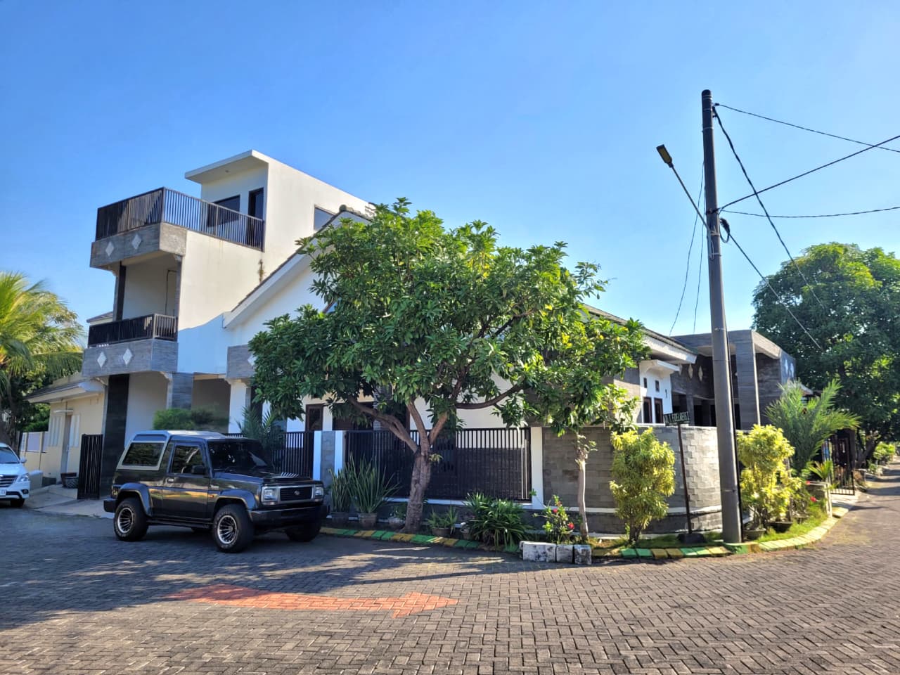Dijual Rumah di Garden Dian Regency dekat Juanda Surabaya