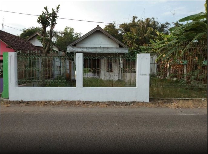 Dijual Rumah di Raya Tarik Desa SHM