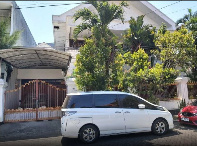 Dijual Rumah Surabaya Timur Strategis Manyar Kartika 2 Lantai