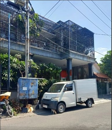 Rumah di Jemur andayani SHM