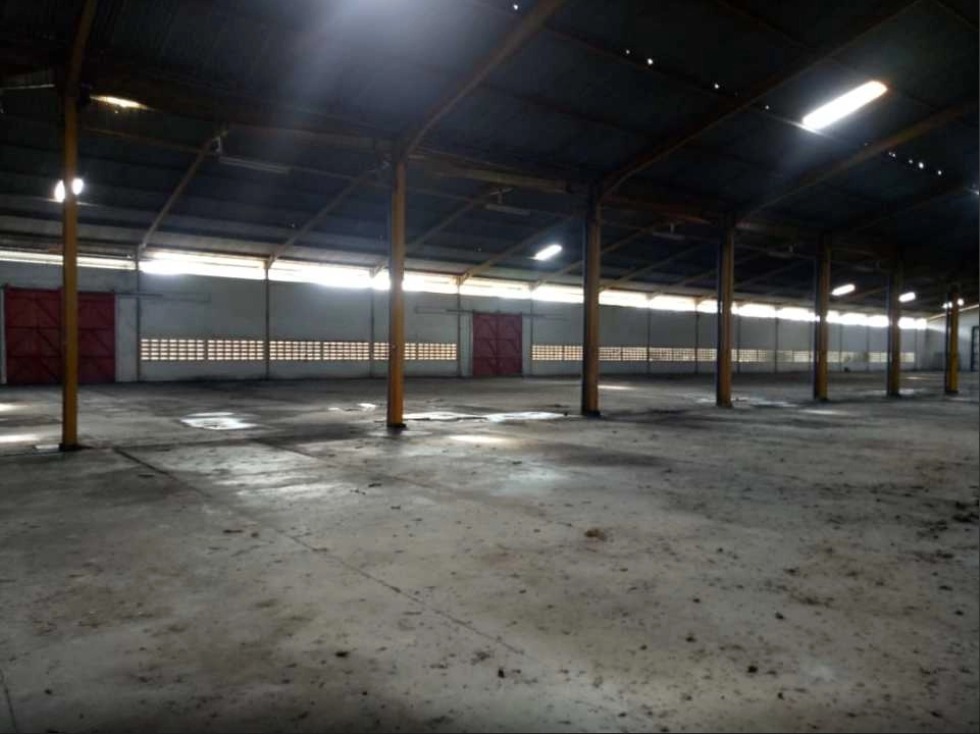 DIJUAL :  Gudang Jumbo di Komplek Pergudangan SIER, Jl. Rungkut Industri Surabaya