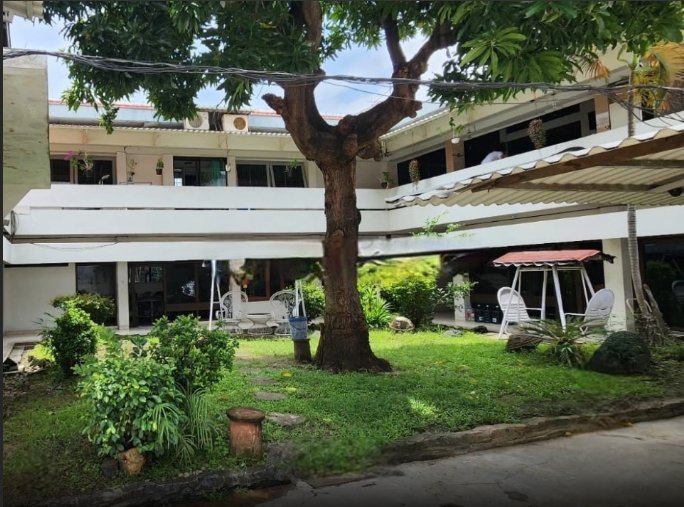 Dijual Rumah Pusat Kota Strategis Jalan Anjasmoro
