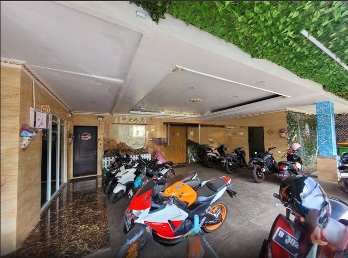 Hotel 2 lantai baru renovasi