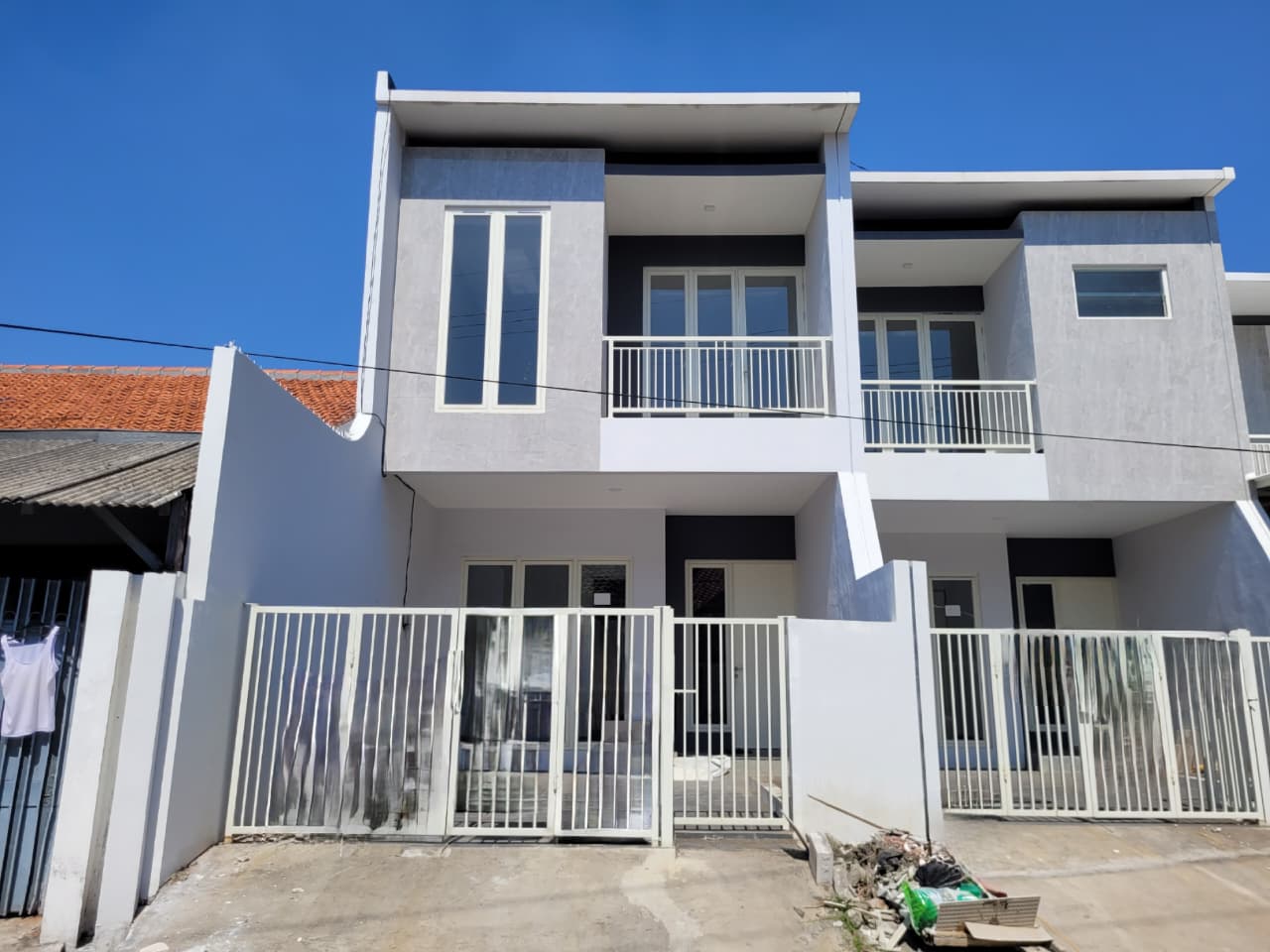 Dijual Rumah di Jemur Andayani VI